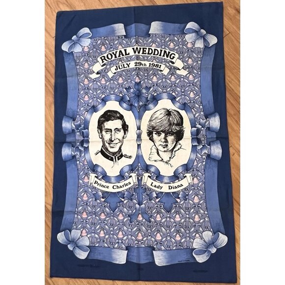 Prince Charles & Lady Diana Royal Wedding Tea Towel Linen 1981 Britain Cotton - Picture 1 of 4